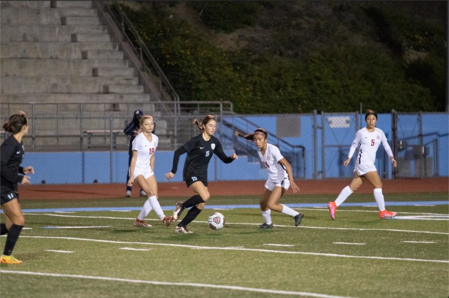 Varsity girls soccer draws to Ayala