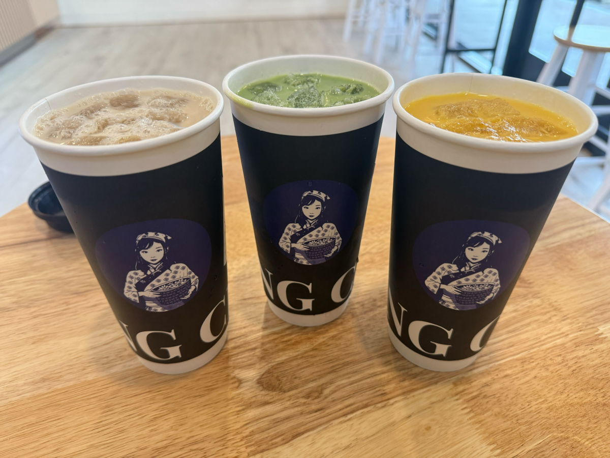 Shown above from left to right is Ming Cha's Hoji-Chata, Mango Matcha Latte and Mango Jasmine Lassi.