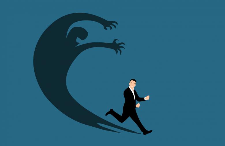 Facing the fear of failure is essential for growth and self-discovery, as overcoming it opens the door to new challenges, opportunities and personal progress.