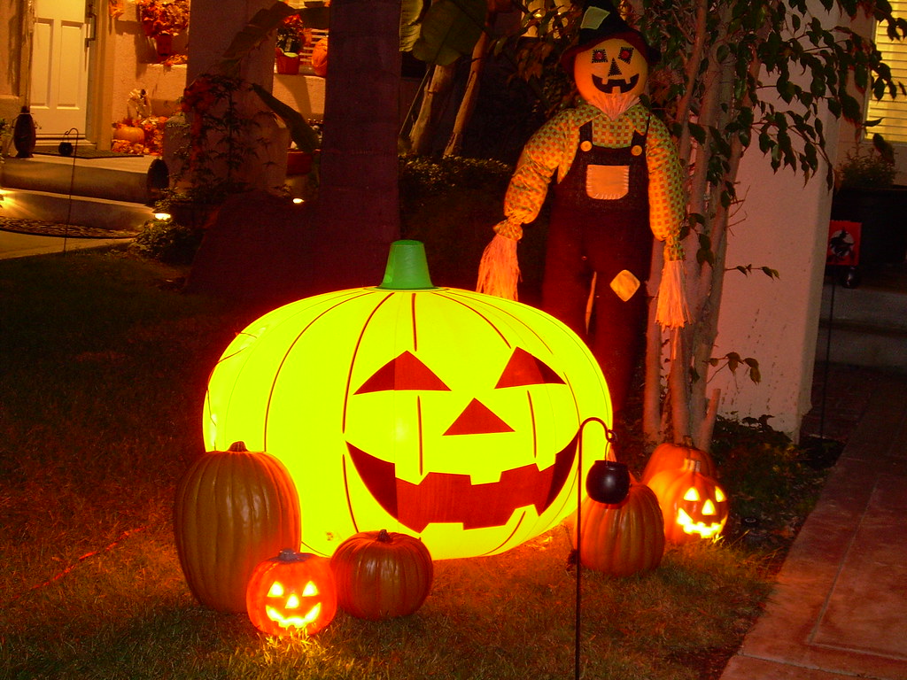 Fewer decorations and trick-or-treaters show how Halloween’s excitement is fading, turning what was once a lively night of fun into a quieter tradition.